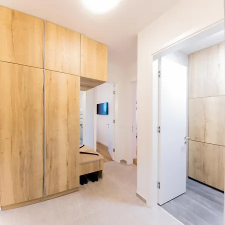 Comfort Lux Apartment *